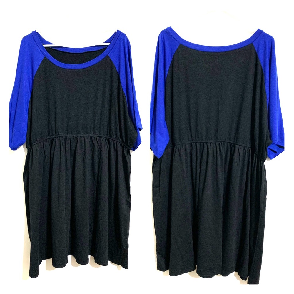✨3/$20✨Black/Blue stretchy short sleeve dress
